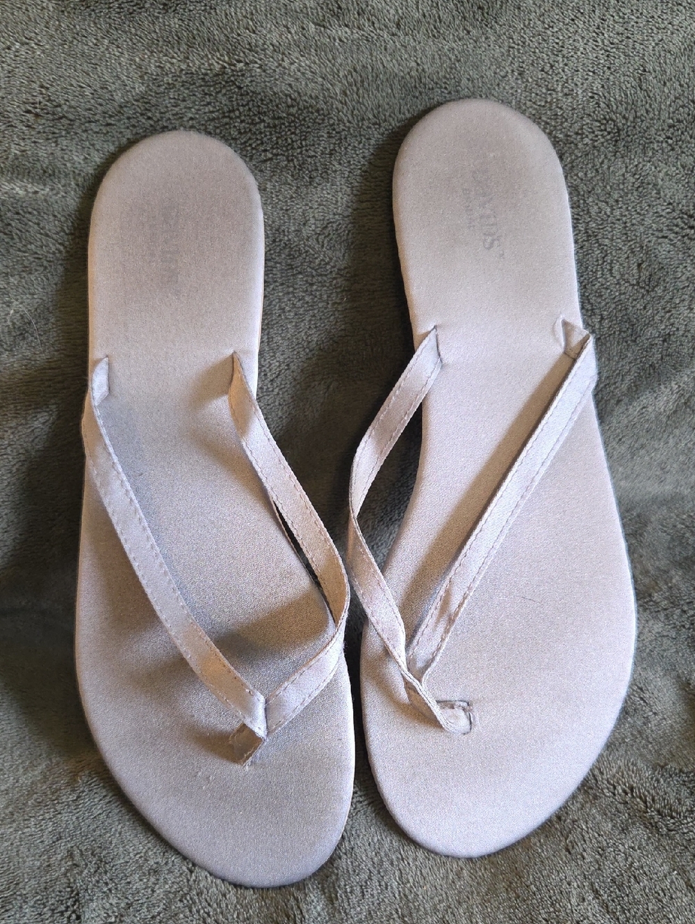 David's Bridal Women's Silver Satin Flip Flop Sandals